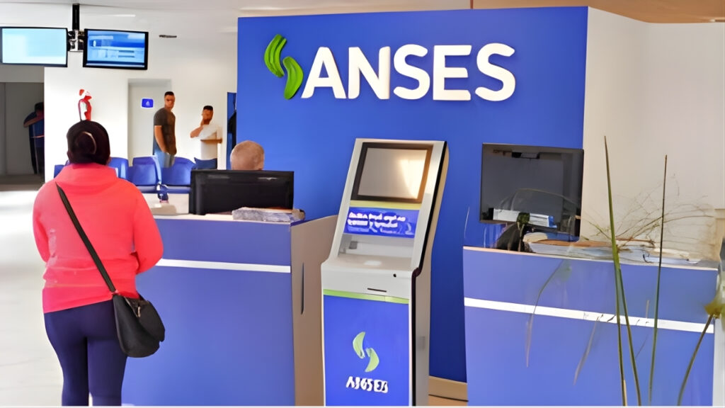 ANSES paga pensiones en enero 2026: montos y calendario oficial